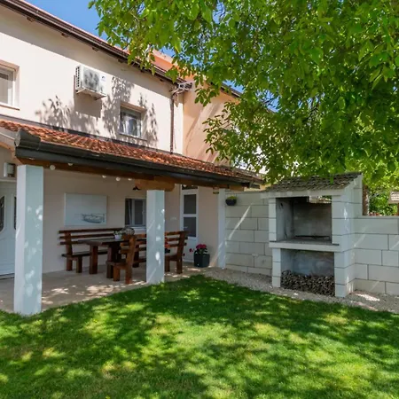 Βίλα Kristina - Makarska By Guide *