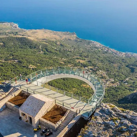 Kristina - Makarska By Guide * Donji Vinjani